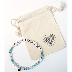 NEW "Be Present" stretchy beaded mantra bracelet